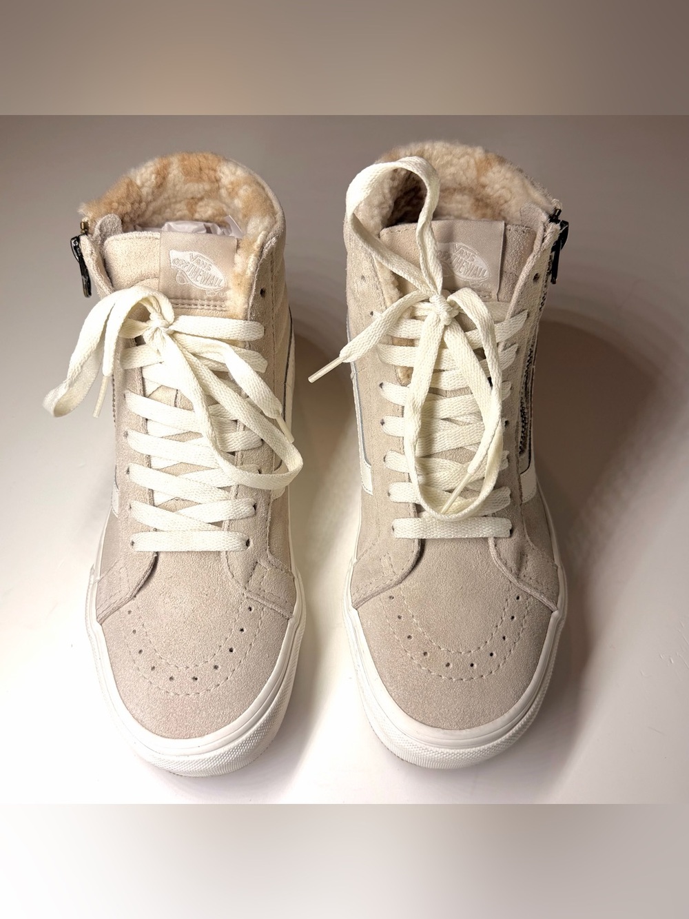 VANS Unisex Sk8-Hi Cozy Hug Biscotti Suede Casual Sneakers Size- Wm-8/ Mens 6.5